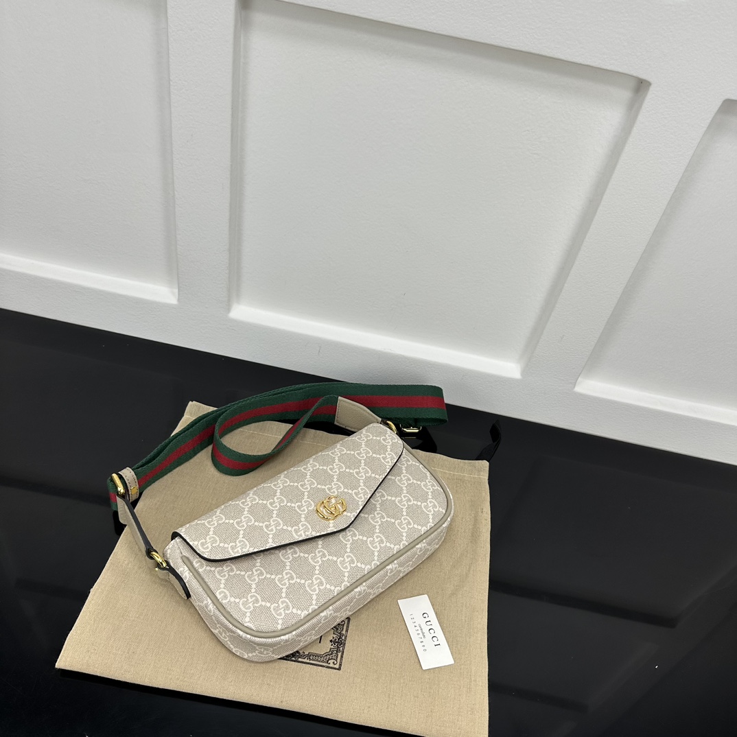 Gucci Satchel Bags